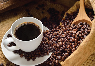 Caffeine ảnh hưởng đến hoạt động tiêu hóa và hệ nội tiết