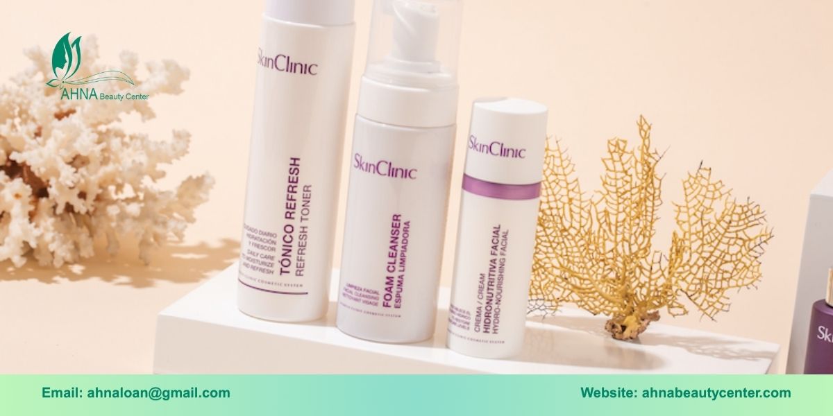 Sữa rửa mặt SkinClinic - Giải pháp làm sạch tinh tế cho da nhạy cảm